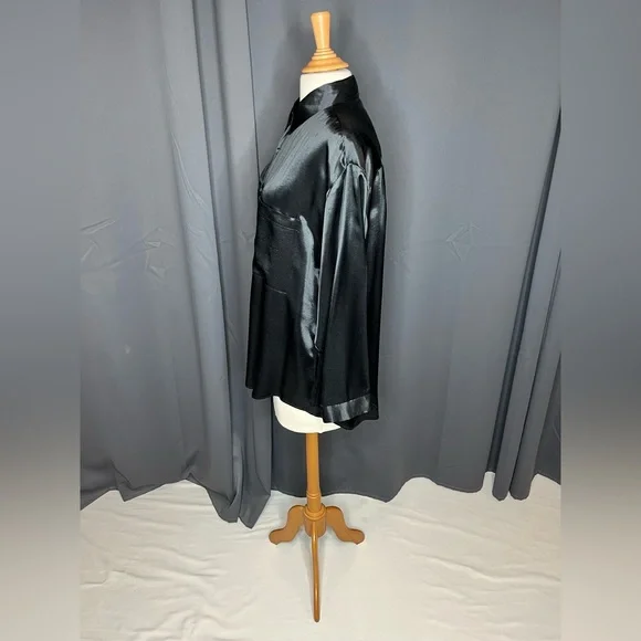 JF silk like outfit. - Picture 5 of 14